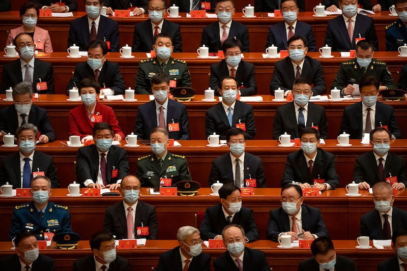 2022年10月16日，代表们出席中共第二十次全国代表大会。（美联社）