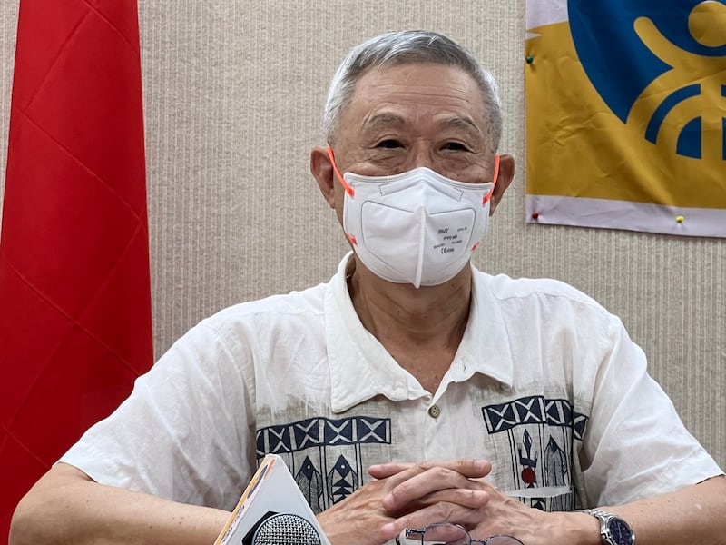 台湾淡江大学名誉教授赵春山10日出席一场座谈会（记者 黄春梅摄）