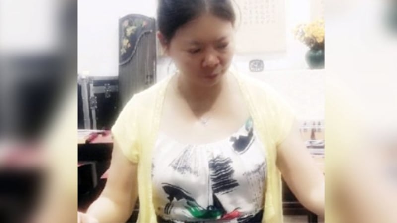 武汉市民姚青认为,武汉封城没有法律依据而且程序违法,向政府提出诉讼。(姚青独家提供)