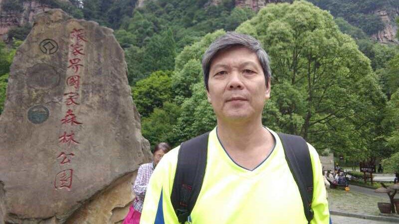 陳思明近 “被旅遊”的照片。(记者高峰提供)