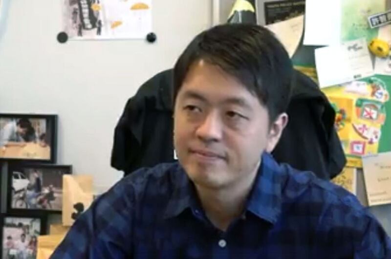 香港立法会民主派前议员许智峰(RFA视频截图)