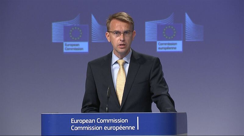 香港警方1日逮捕8名民主派人士,欧盟对外行动署发言人2日发表声明说,将密切关注有关案件的进展,确保民主、人权和司法公正。图为,欧洲联盟执行委员会对外事务发言人史丹诺(Peter Stano)。(法新社)