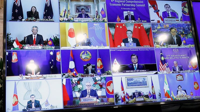 亚太15国15日在东盟峰会完成签署“区域全面经济伙伴关系协定(RCEP)”。(路透社)
