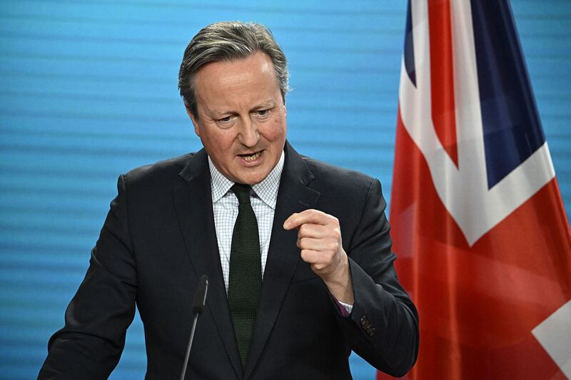 英国外交大臣卡梅伦(David Cameron)发表声明指出,香港立法匆忙通过,将对香港的法治、机构独立、高度自治产生深远的影响。(法新社)