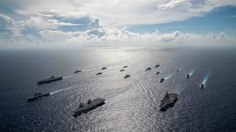 美英日加新荷六国军演 。(脸书图片/U.S. Pacific Fleet/U.S. Navy)