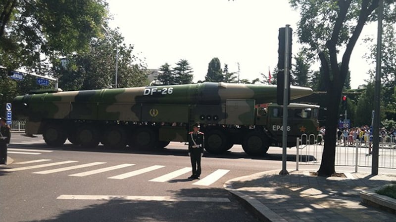 中国制造的东风-26型中程弹道导弹(维基百科)
