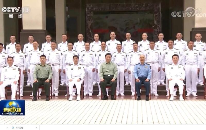 习近平在潮汕地区视察海军陆战队(视频截图)