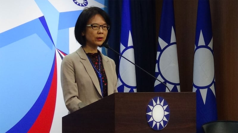 国民党文传会代理主委程美华12日回应郭台铭退党一事。(记者夏小华摄)