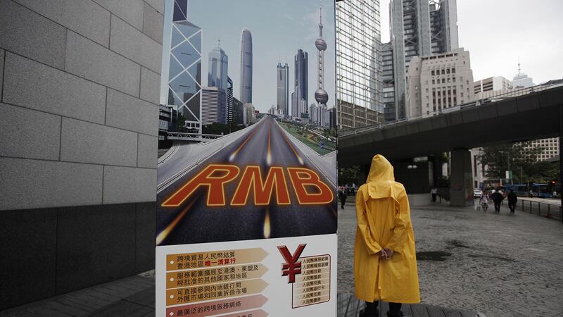 经济学者认为,部分基层政府目前背负了一大笔地方债。(美联社资料图片)