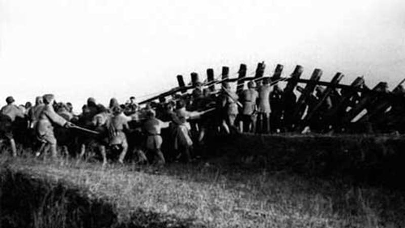 四战四平(图/百度百科)