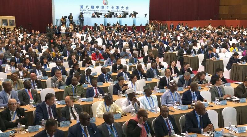 2024年9月6日,与会代表出席第八届中非企业家大会。(视频截图/CCTV/AP)