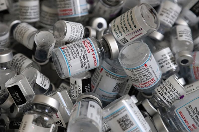 美国研发生产的莫德纳疫苗(美联社)