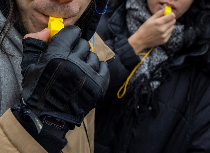 新年伊始，在纪念李文亮的文章和相关活动中，“一个健康的社会，不该只有一种声音”不仅是句口号，也已成为中国社会舆论关注的焦点。