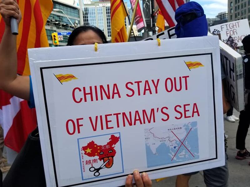 2020年8月1日,加拿大多伦多举行跨族裔抗议中国游行活动。(蒙特利尔撑香港组织提供)