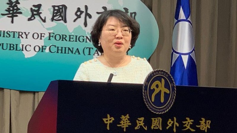 台湾外交部欧洲司副司长陈咏韶谴责中国施压法国参议员。(记者 黄春梅摄)