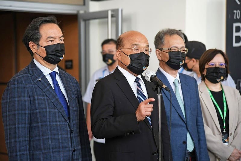台湾行政院长苏贞昌1日表示,欢迎外宾来访,相关时间期程尊重访宾规划。(台湾行政院提供)