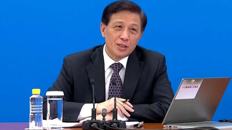 2020年5月21日,中国全国人大举行预备会议通过大会议程。发言人张业遂当晚在记者会上表示,制定适用于香港的国家安全法律是基于形势需要。(路透社)