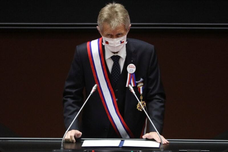 捷克参议院议长维特齐9月1日在台湾立法院演讲以中文高喊“我是台湾人”。(路透社)