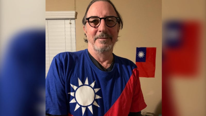 曾多次到台湾旅游、美国海军陆战队退役的美籍人士Chris Allen Swanson表示,支持自由民主,若中共武力犯台,愿为台湾作战。(Chris提供)
