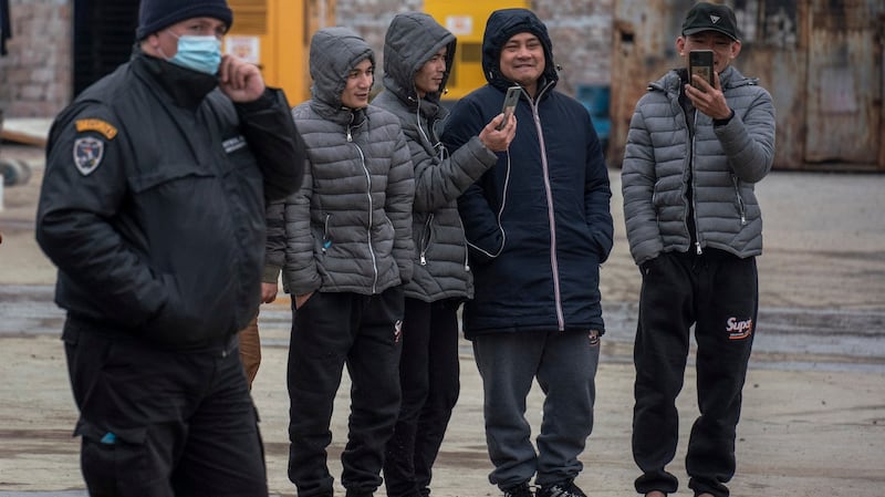 塞尔维亚11月爆发中资企业玲珑轮胎工厂的越南劳工大罢工,抗议工作环境恶劣及被诱骗工作。(AFP)